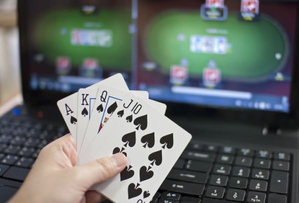 AduQ table lobby on pedro4d login showing multiple tables with stake levels and player counts